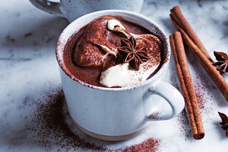 jun20_spiced-gingerbread-hot-chocolate_r1-161753-1
